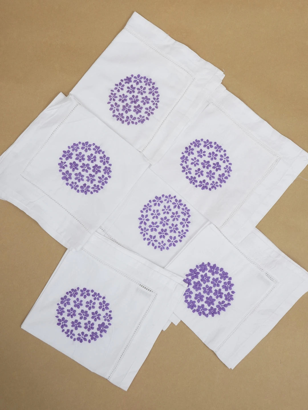 Ada Hand Embroidered White Cotton Lucknowi Chikan Napkin Set 01A507260