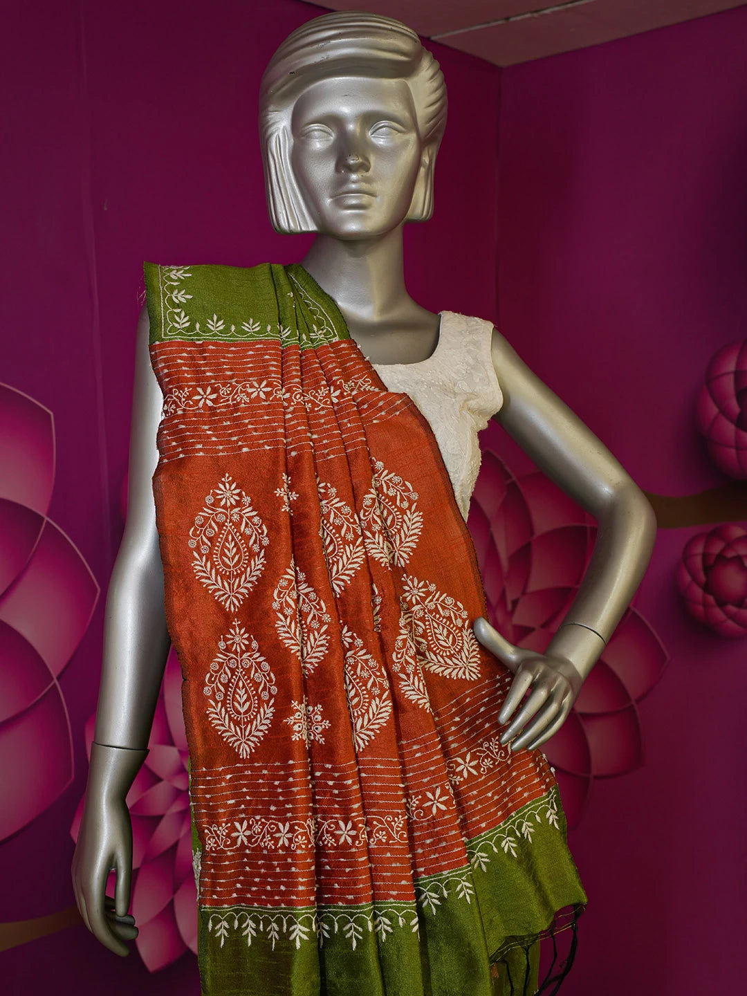 Ada Hand Embroidered Green Silk Lucknowi Chikankari Saree With Blouse 01A376492