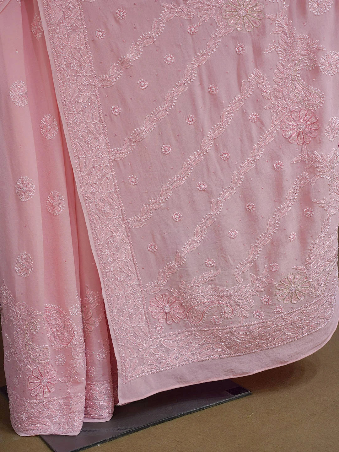 Ada Hand Embroidered Dusty Pink Pure Georgette Lucknowi Chikankari Saree/Blouse With Cutdana Work 01A467241