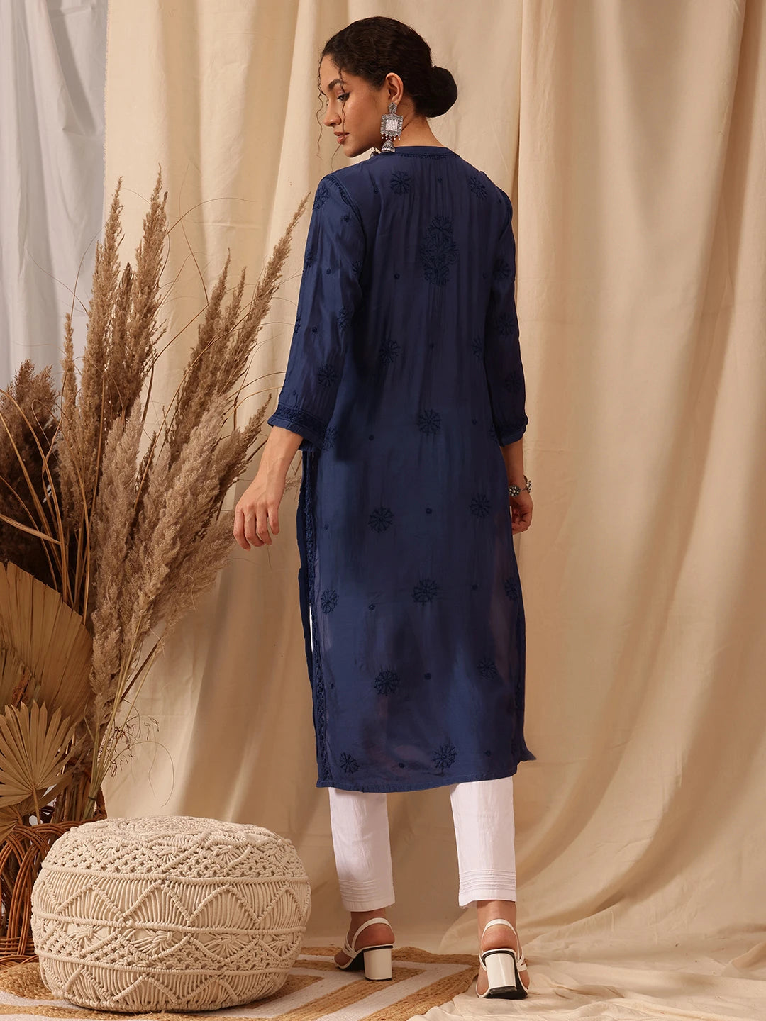 Ada Hand Embroidered Navy Blue Muslin Lucknowi Chikankari straight Kurta A411655