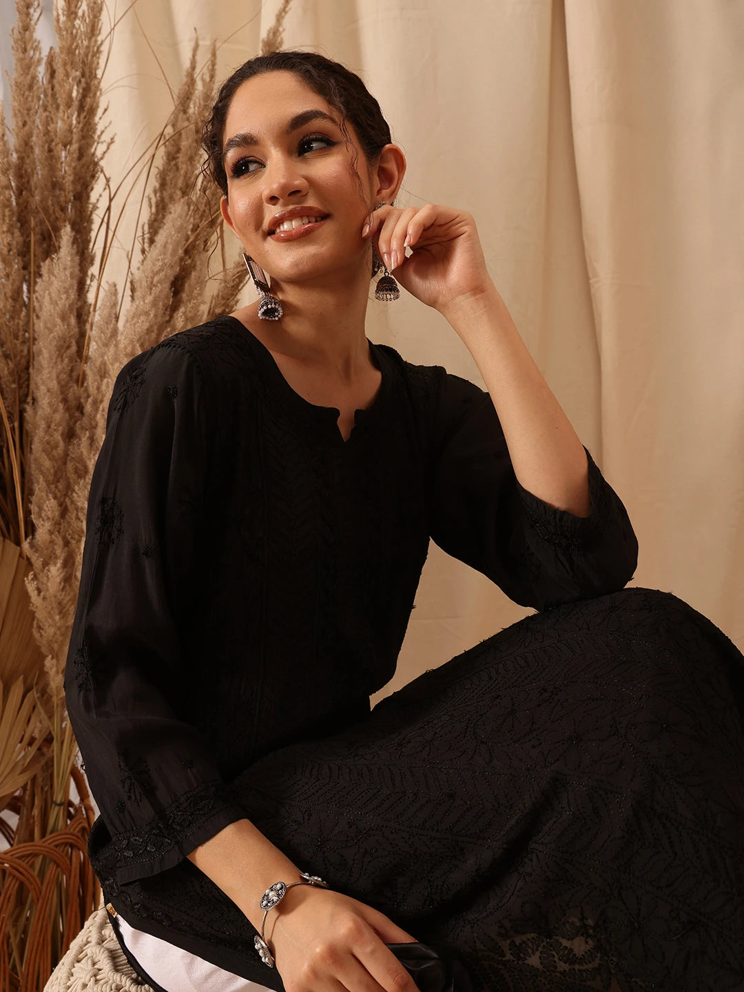 Ada Hand Embroidered Black Muslin Lucknowi Chikankari straight Kurta A411657
