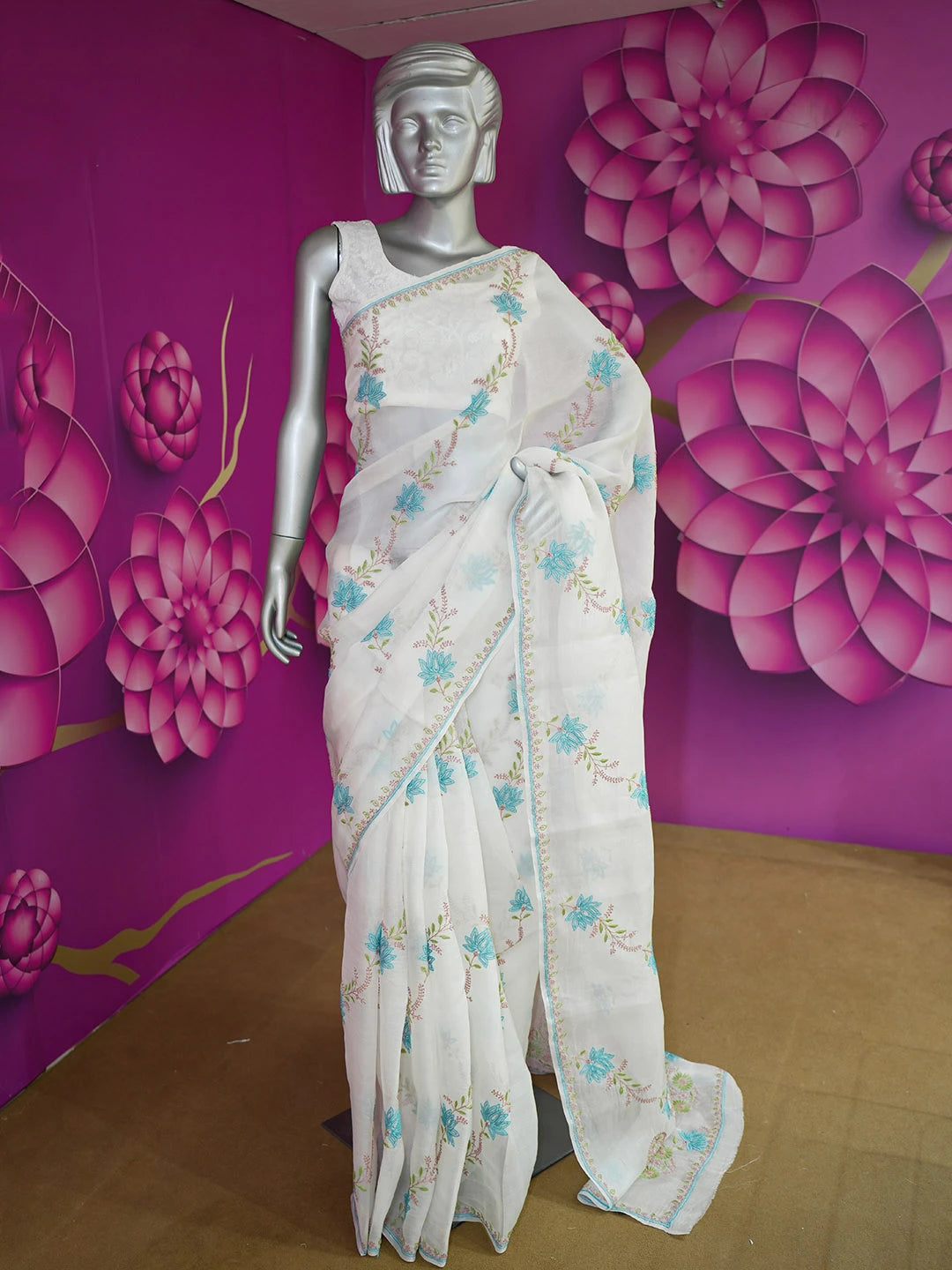 Ada Hand Embroidered White Organza Lucknowi Chikankari Saree With Blouse 01A604711