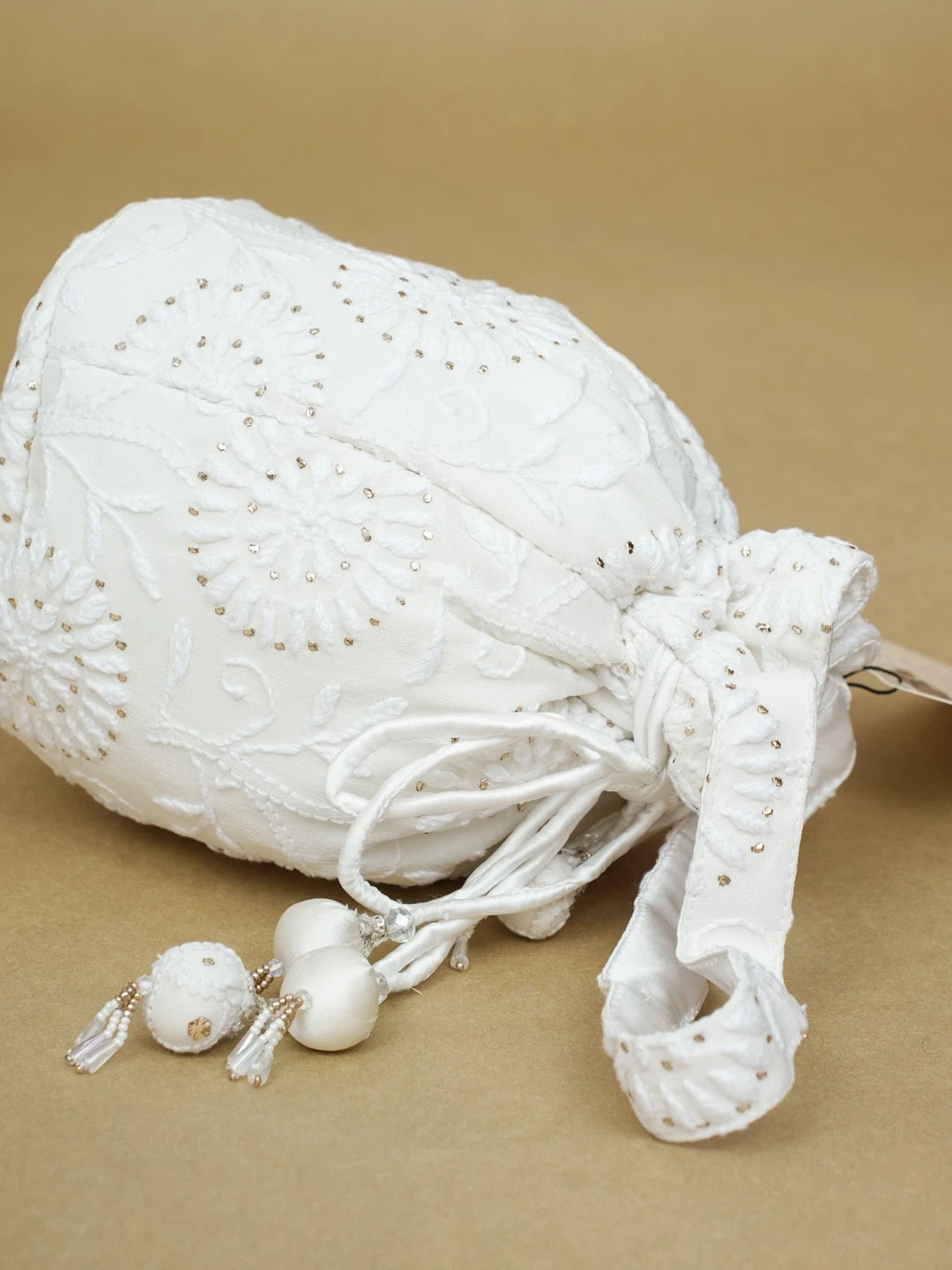 Ada Hand Embroidered White Pure Georgette Lucknowi Chikankari Potli Bag With Muqaish Work 01A584818