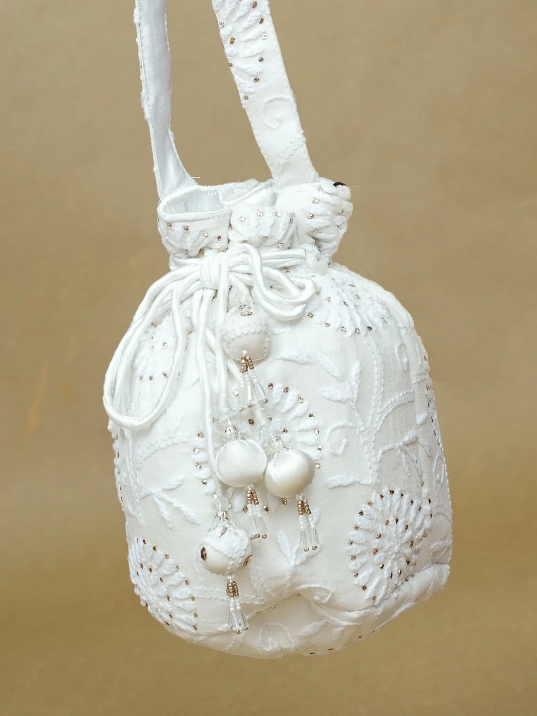 Ada Hand Embroidered White Pure Georgette Lucknowi Chikankari Potli Bag With Muqaish Work 01A584818