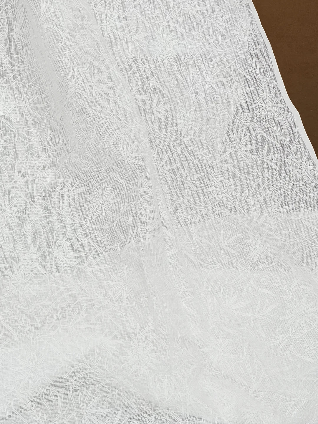 Ada Hand Embroidered White Kota Lucknowi Chikankari Saree With Blouse 01A585906