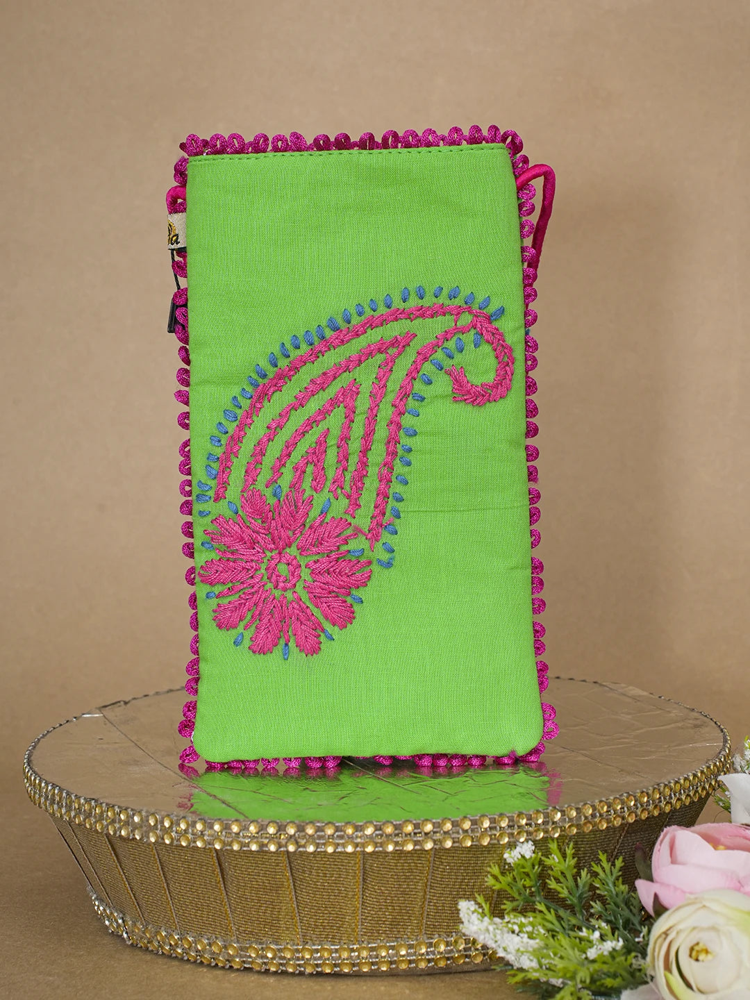 Ada Hand Embroidered Green Cotton Lucknowi Chikankari Mobile Cover 01A610078