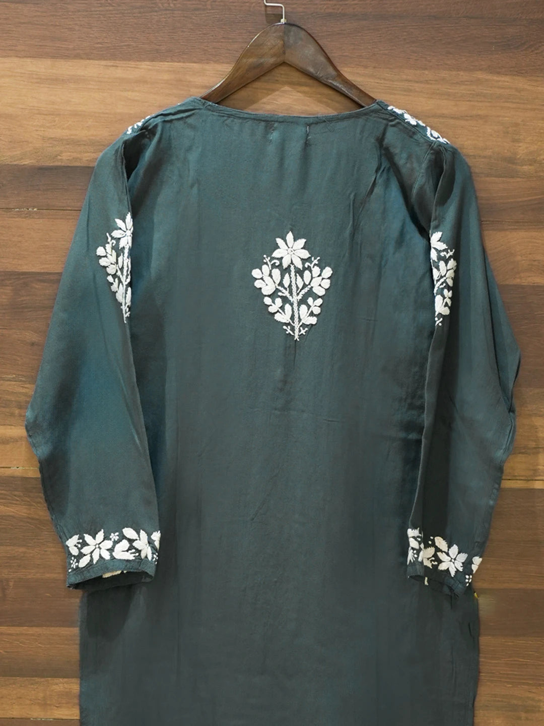 Ada Hand Embroidered Grey Rayon Lucknowi Chikankari Straight Kurta A411672