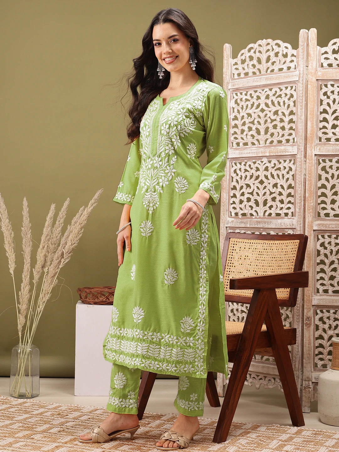Ada Hand Embroidered Liril Green Cotton Lucknowi Chikankari Co-Ord Set A811273
