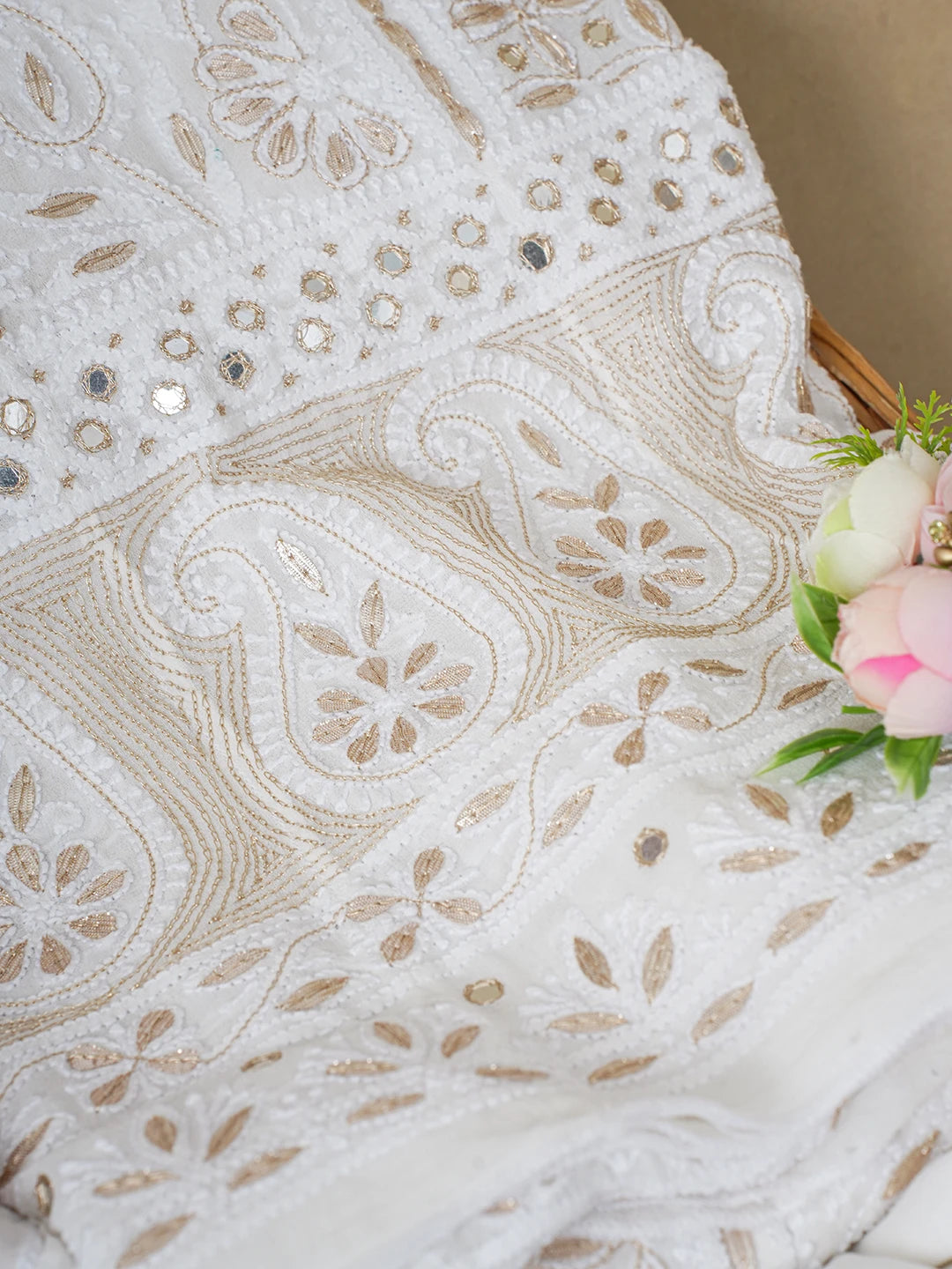 Ada Hand Embroidered White Pure Georgette Lucknowi Chikankari Semi-Stitched Anarkali Kurta Dupatta Set With Zari Work 01A582858
