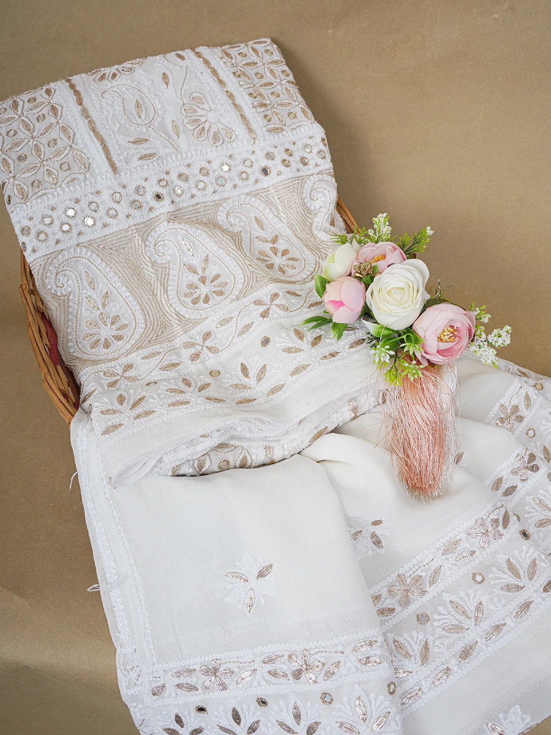 Ada Hand Embroidered White Pure Georgette Lucknowi Chikankari Semi-Stitched Anarkali Kurta Dupatta Set With Zari Work 01A582858
