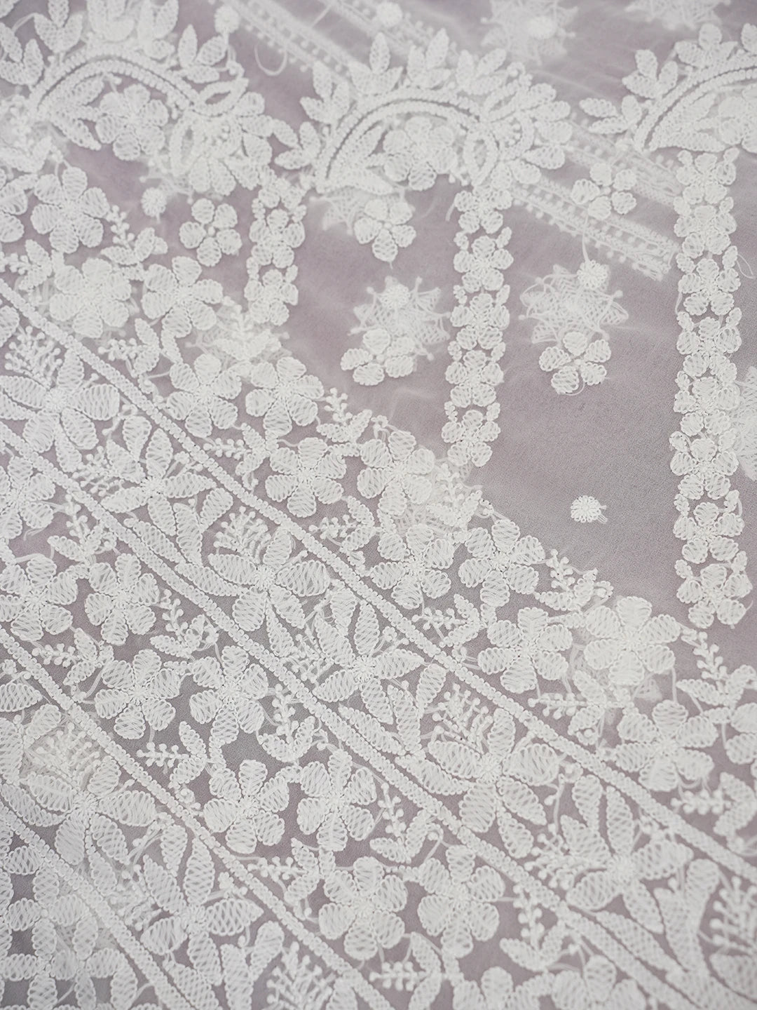 Ada Hand Embroidered White Georgette Lucknowi Chikankari Saree With Blouse 01A569938