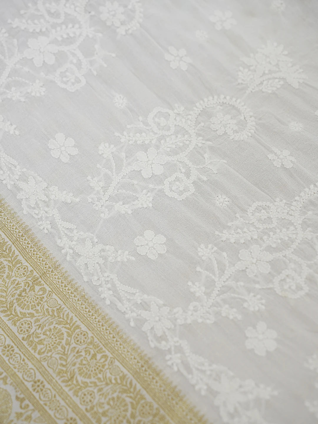 Ada Hand Embroidered White Crepe Lucknowi Chikankari Saree and Blouse 01A613804