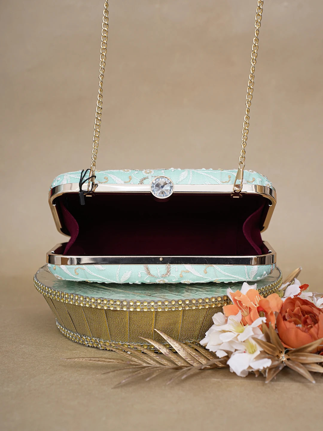 Ada Hand Embroidered Sea Green Silk Lucknowi Chikankari Clutch With Zari Work 01A619144