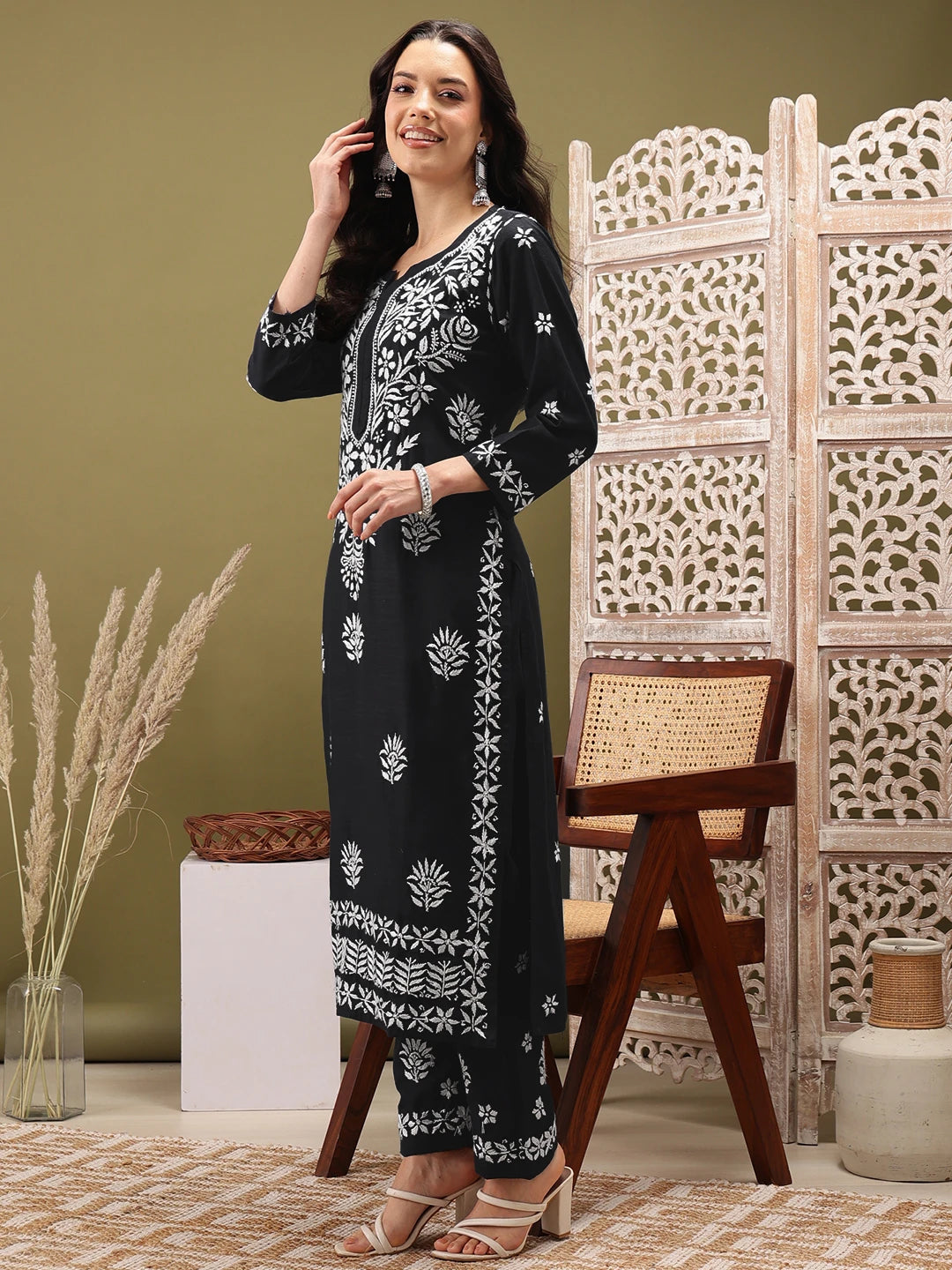 Ada Hand Embroidered Black Cotton Lucknowi Chikankari Co-Ord Set A811275