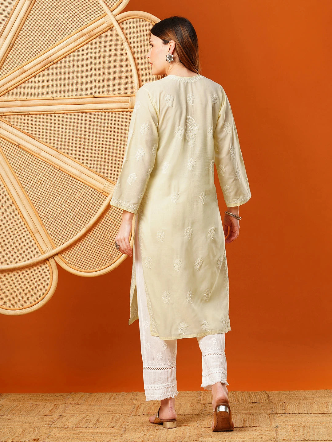 Ada Hand Embroidered Cream Cotton Lucknowi Chikankari Straight Kurta A411629
