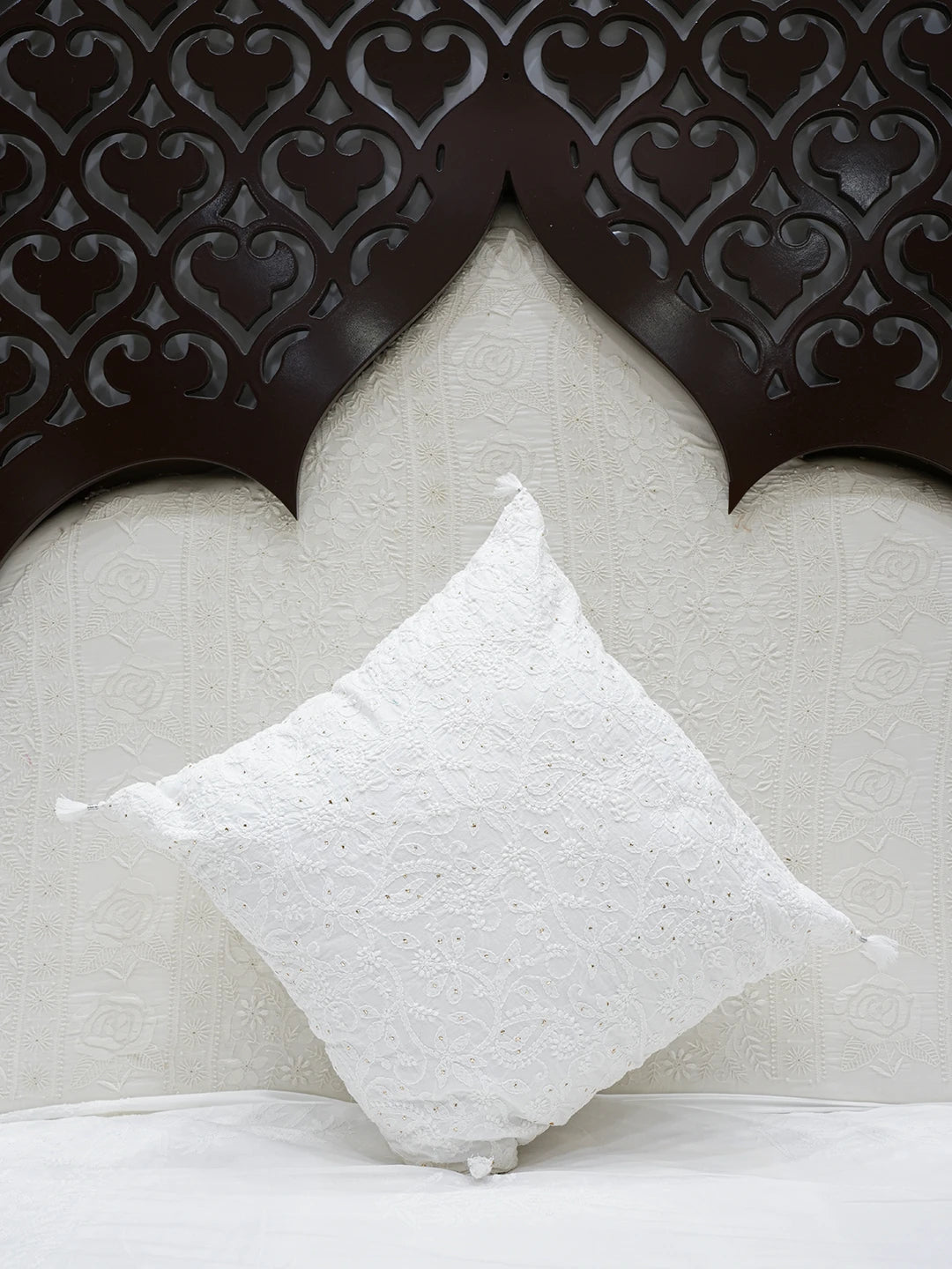 Ada Hand Embroidered White Cotton Lucknowi Chikankari Cushion Cover With Muqaish Work 01A586227