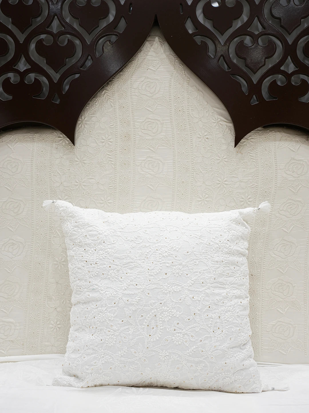 Ada Hand Embroidered White Cotton Lucknowi Chikankari Cushion Cover With Muqaish Work 01A586227