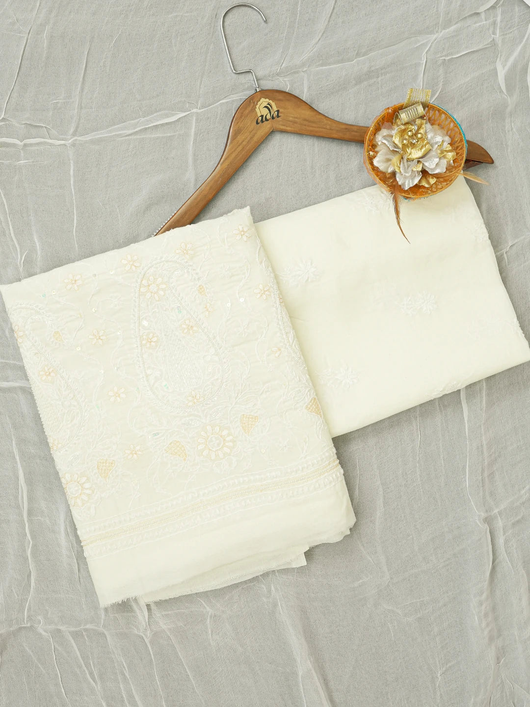 Ada Hand Embroidered Bright Cream Cotton Lucknowi Chikankari Unstitched Suit Piece With Cutdana Work 01A545215