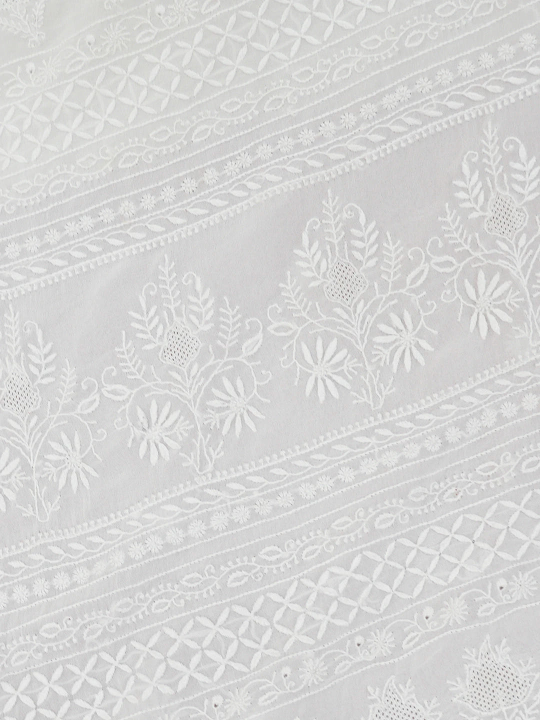Ada Hand Embroidered Ivory White Pure Georgette Lucknowi Chikankari Saree With Blouse 01A553555