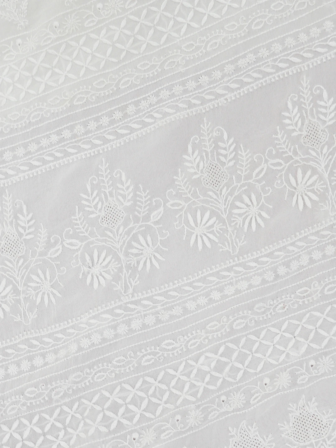 Ada Hand Embroidered Ivory White Pure Georgette Lucknowi Chikankari Saree With Blouse 01A553555