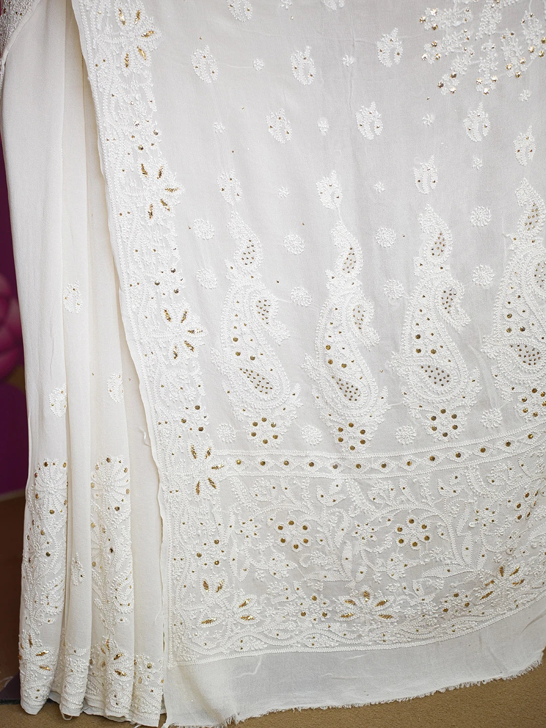 Ada Hand Embroidered White Eggshell Pure Georgette Lucknowi Chikankari Saree/Blouse With Muqaish Work 01A227958