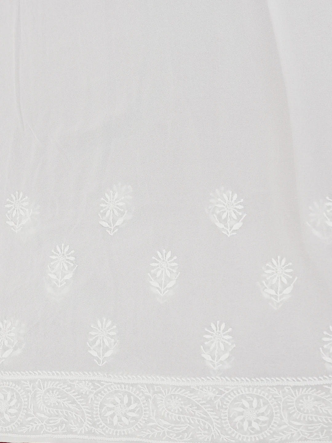 Ada Hand Embroidered White Pure Georgette Lucknowi Chikankari Saree With Blouse 01A555935