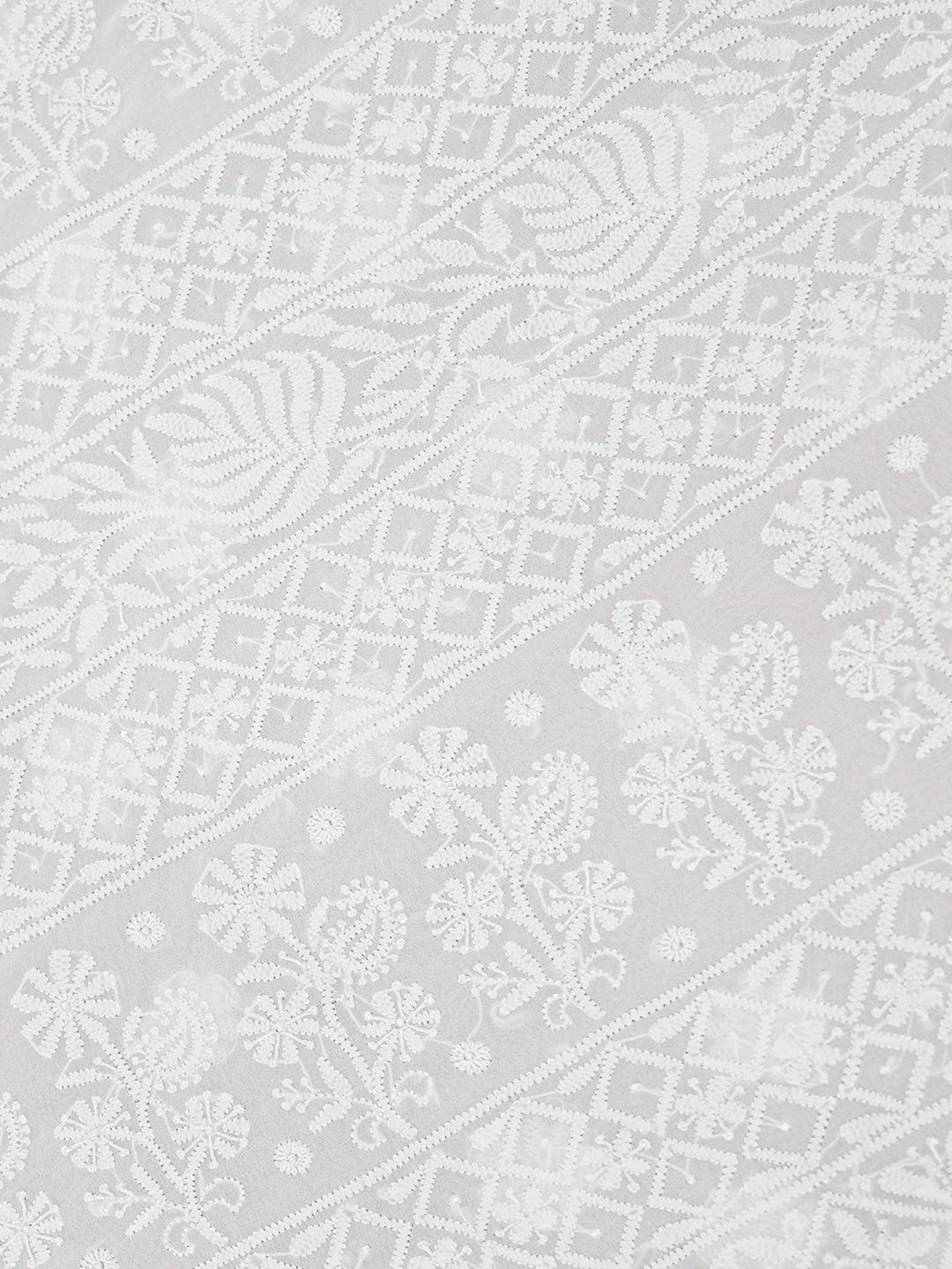 Ada Hand Embroidered White Pure Georgette Lucknowi Chikankari Saree With Blouse 01A604447