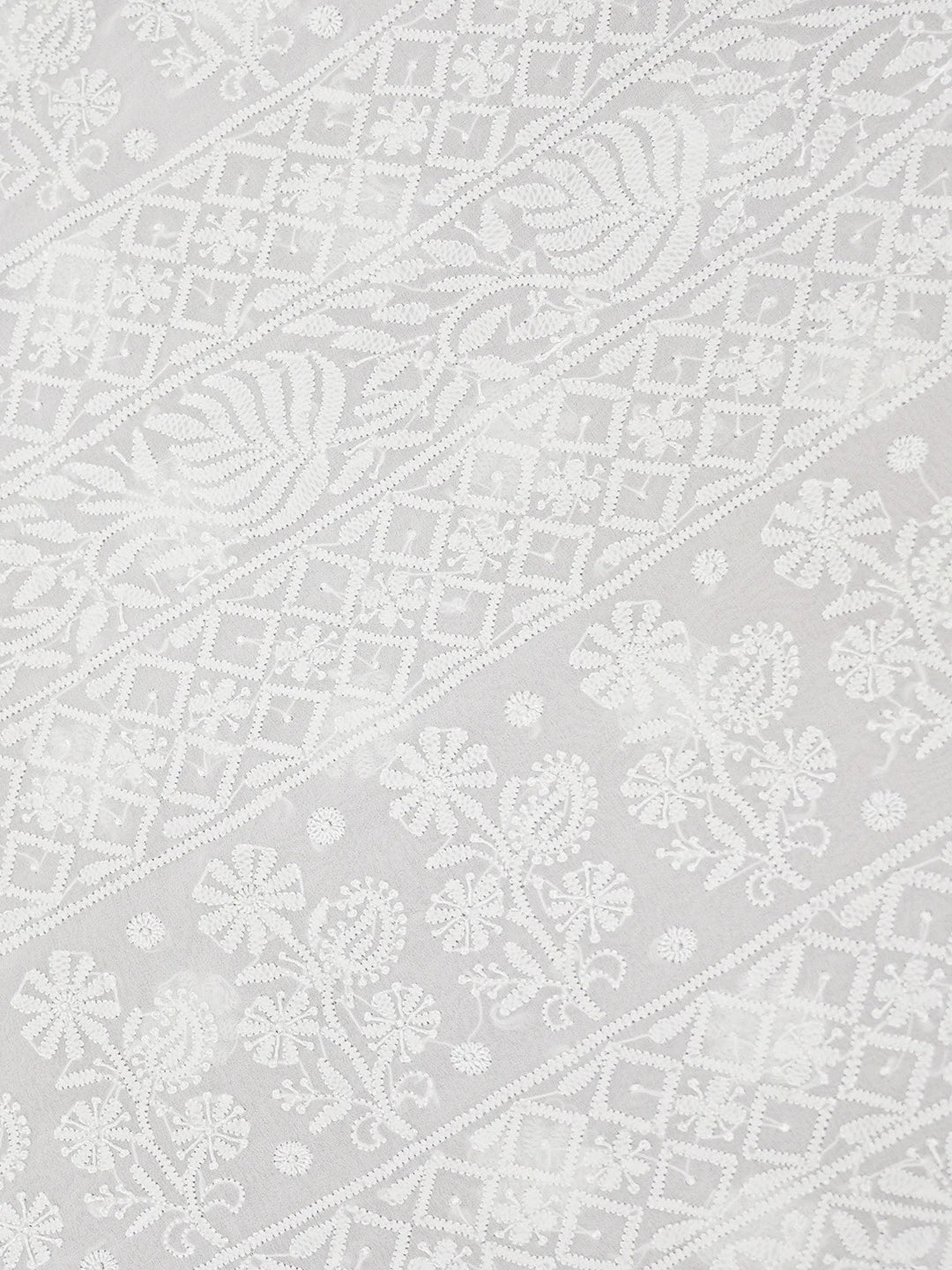 Ada Hand Embroidered White Pure Georgette Lucknowi Chikankari Saree With Blouse 01A604447