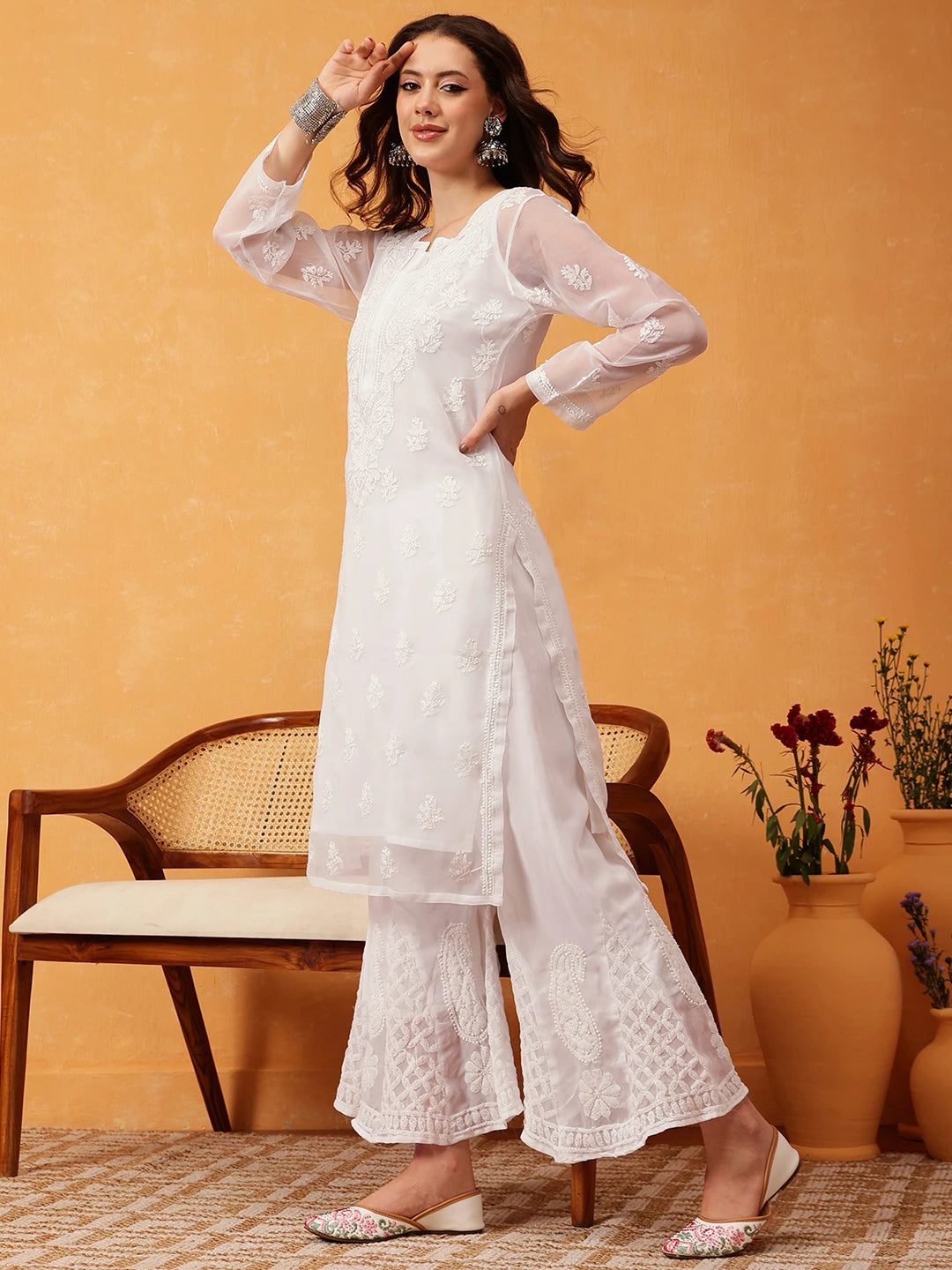 Ada Hand Embroidered White Georgette Lucknowi Chikankari Kurta Set With Slip A811291