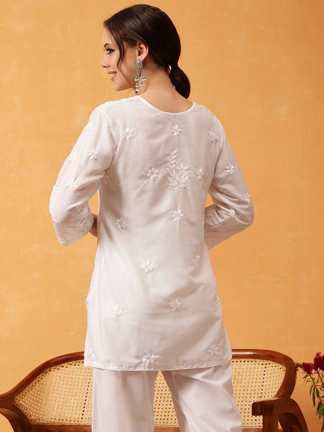 Ada Hand Embroidered White Muslin Lucknowi Chikankari Short Kurti A911425