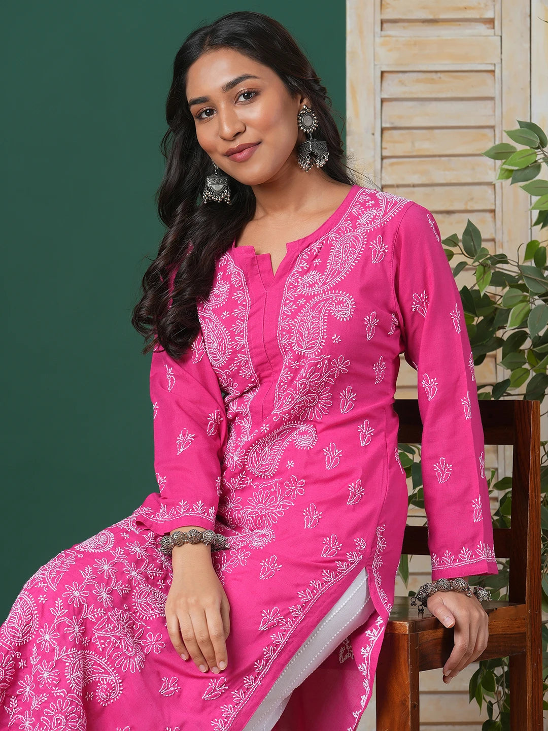 Ada Hand Embroidered Magenta Cotton Lucknowi Chikankari Straight Kurta A411676