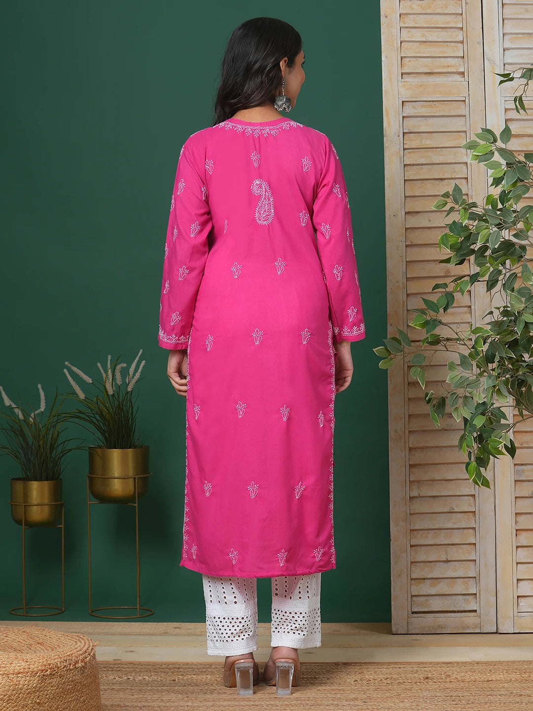 Ada Hand Embroidered Magenta Cotton Lucknowi Chikankari Straight Kurta A411676