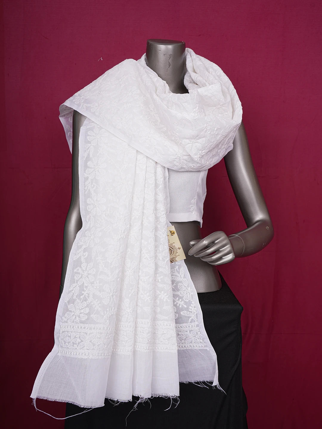 Ada Hand Embroidered White Cotton Lucknowi Chikankari Dupatta 01A562441