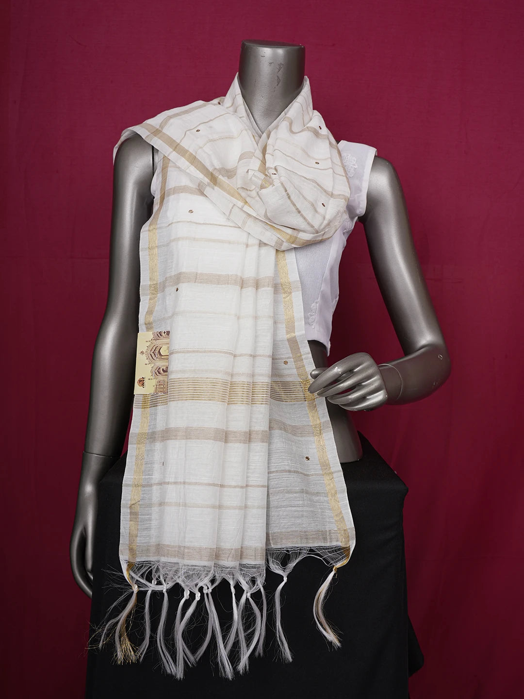 Ada Hand Embroidered White Chanderi Dupatta With Muqaish Work 01A383517