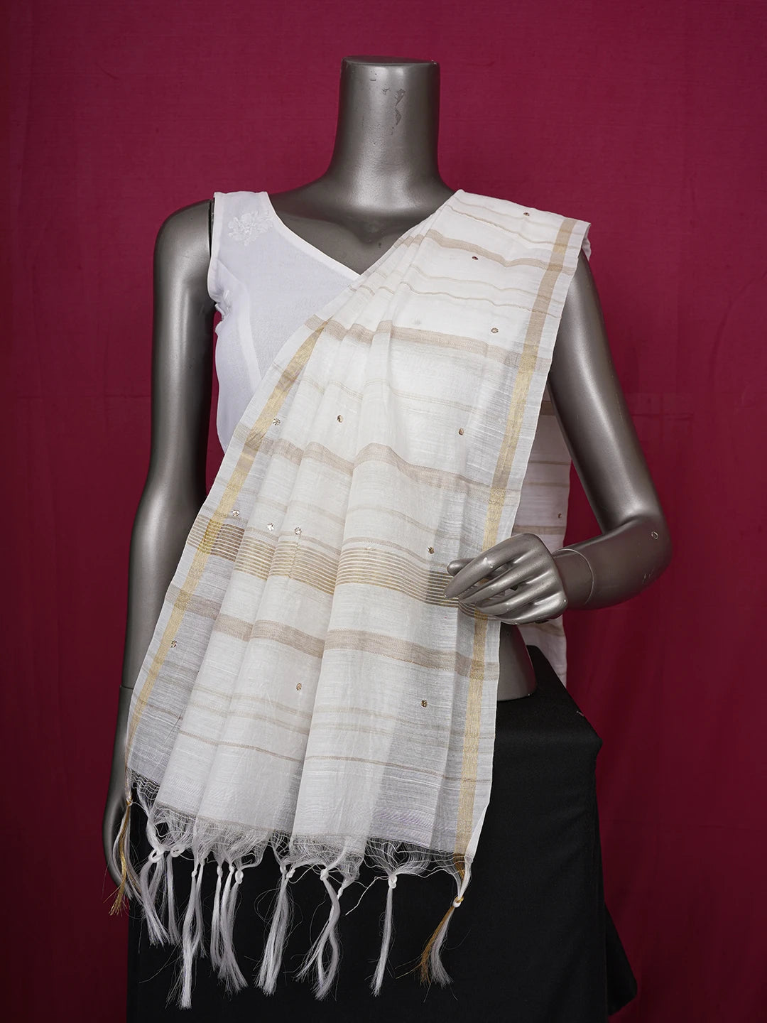 Ada Hand Embroidered White Chanderi Dupatta With Muqaish Work 01A383517