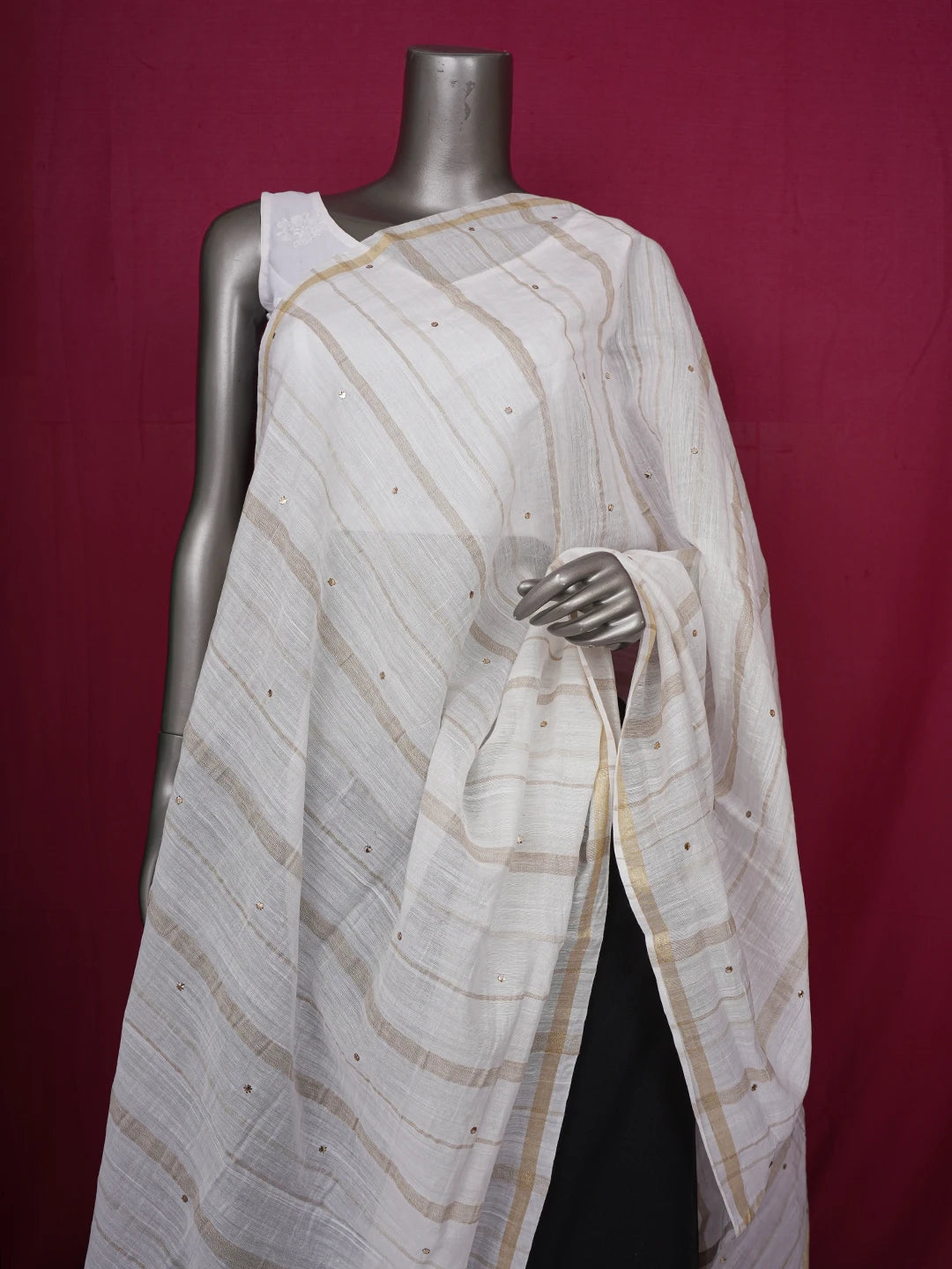 Ada Hand Embroidered White Chanderi Dupatta With Muqaish Work 01A383517