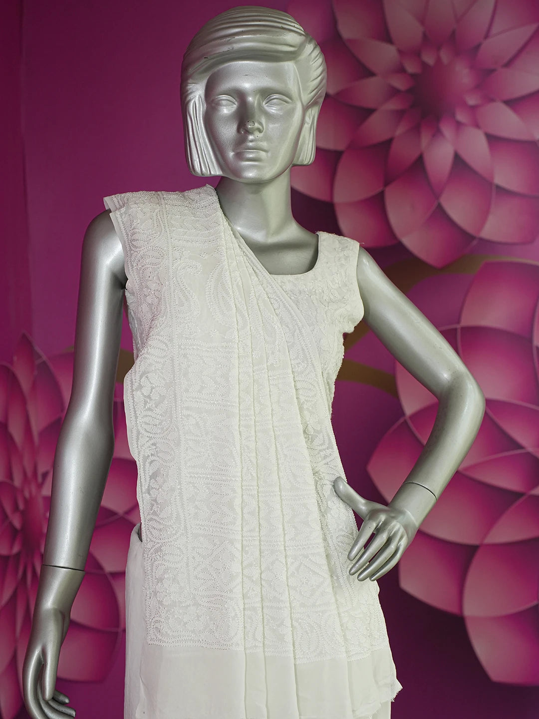 Ada Hand Embroidered White Pure Georgette Lucknowi Chikankari Saree With Blouse 01A620474