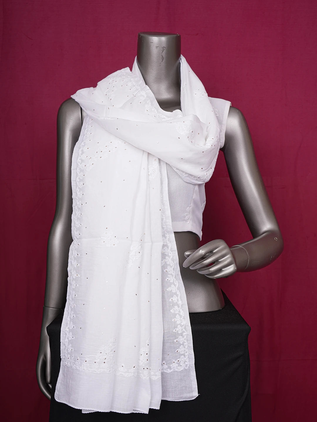 Ada Hand Embroidered White Cotton Lucknowi Chikankari Dupatta 01A597419
