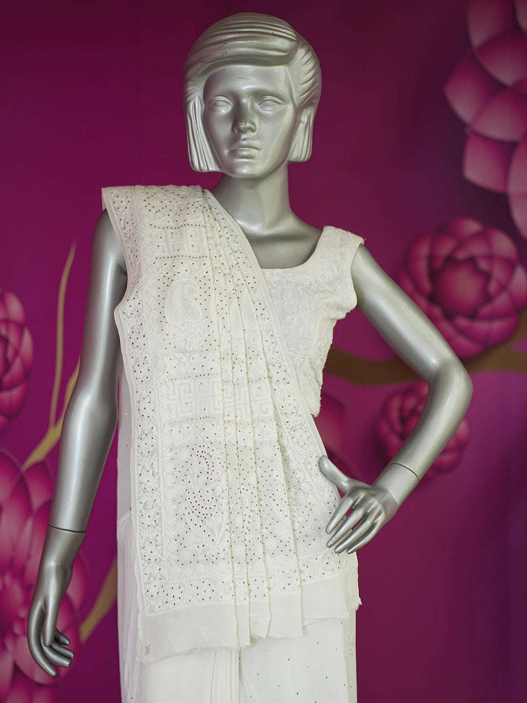 Ada Hand Embroidered Off White Pure Georgette Lucknowi Chikankari Saree/Blouse with Muqaish Work 01A555934