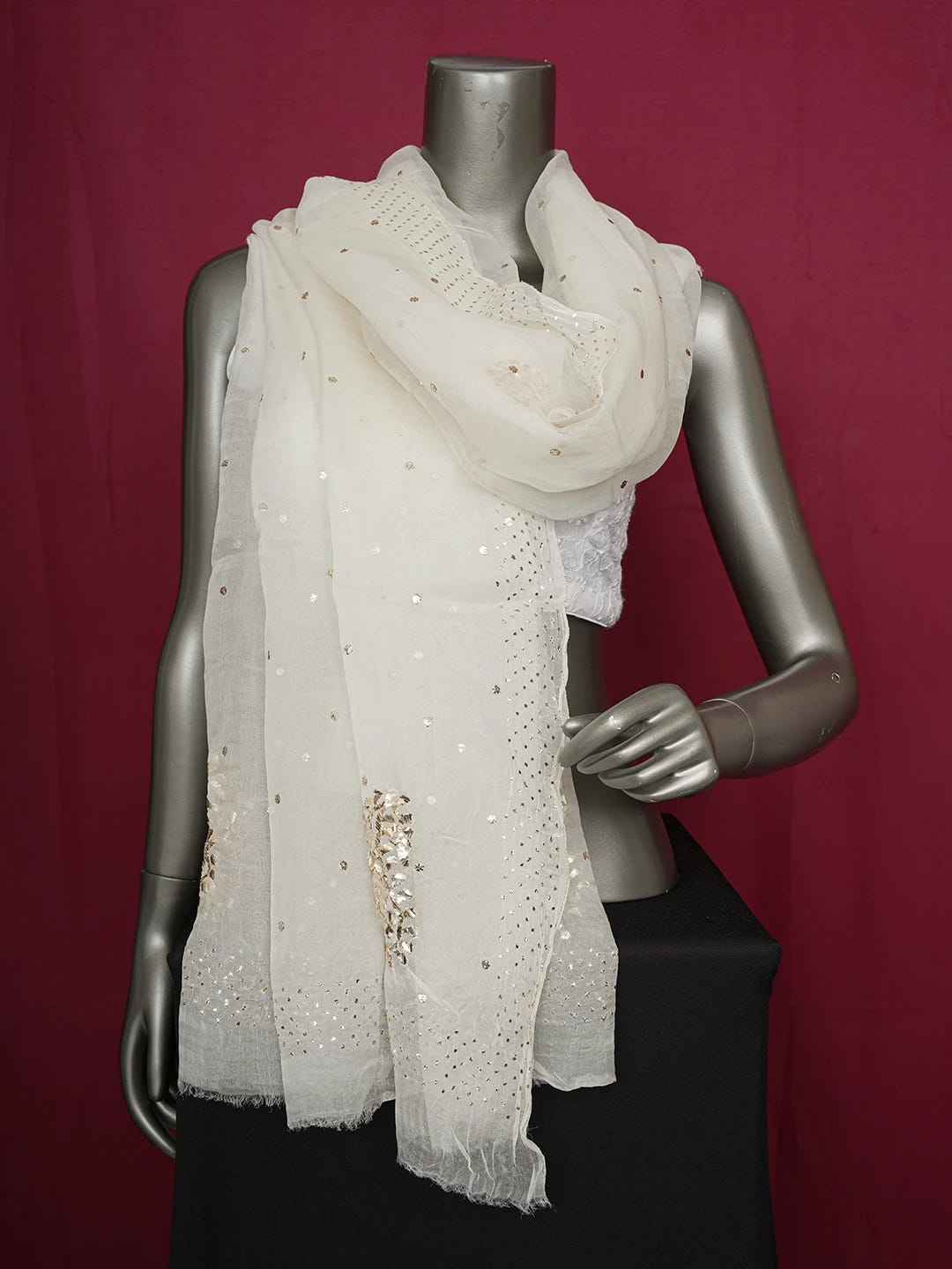 Ada Hand Embroidered White Organza Lucknowi Chikankari Dupatta With Mukaish Work 01A578015