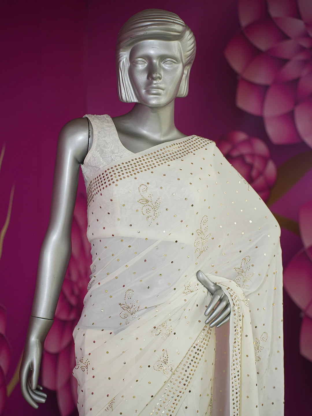 Ada Hand Embroidered Off White Pure Georgette Lucknowi Chikankari Saree/Blouse with Muqaish Work 01A395111