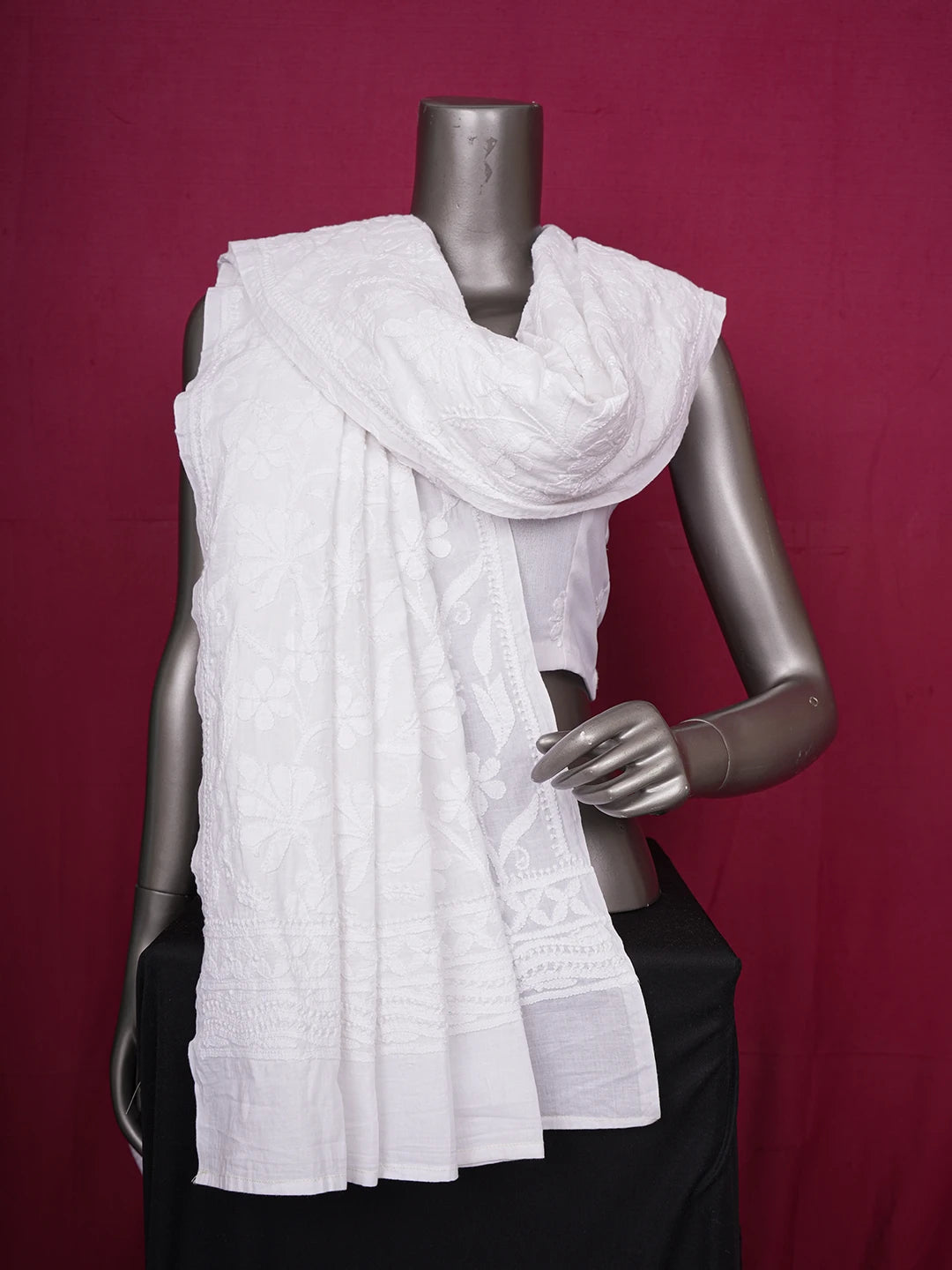 Ada Hand Embroidered White Cotton Lucknowi Chikankari Dupatta 01A477075