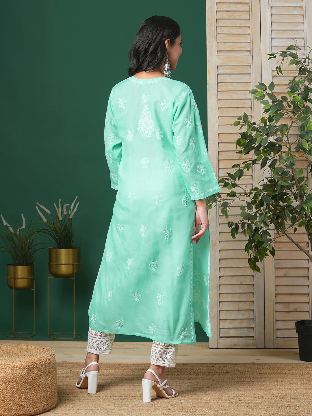 Ada Hand Embroidered Sea Green Cotton Lucknowi Chikankari Kurta A133580