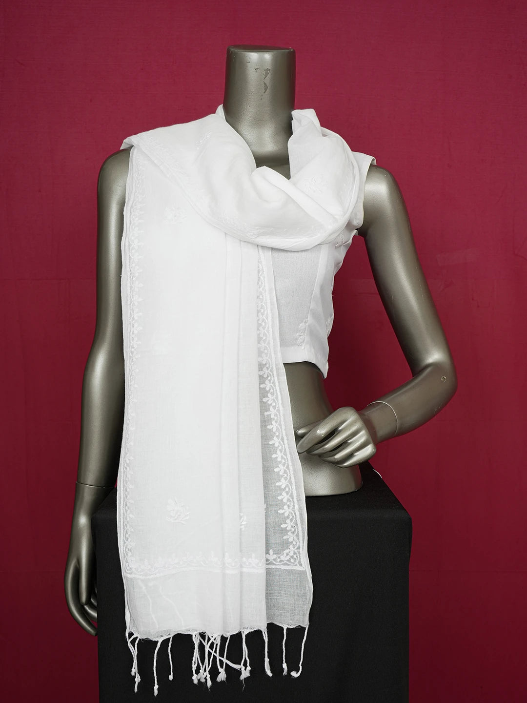 Ada Hand Embroidered White Cotton Lucknowi Chikankari Dupatta 01A571579