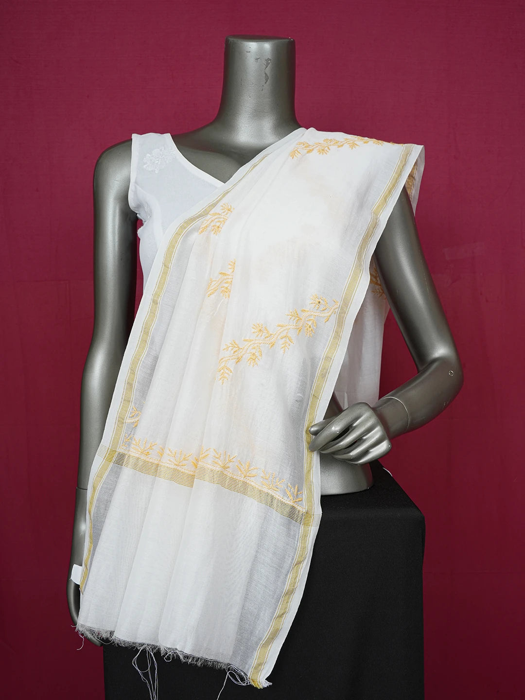 Ada Hand Embroidered White Chanderi Lucknowi Chikankari Dupatta 01A641023