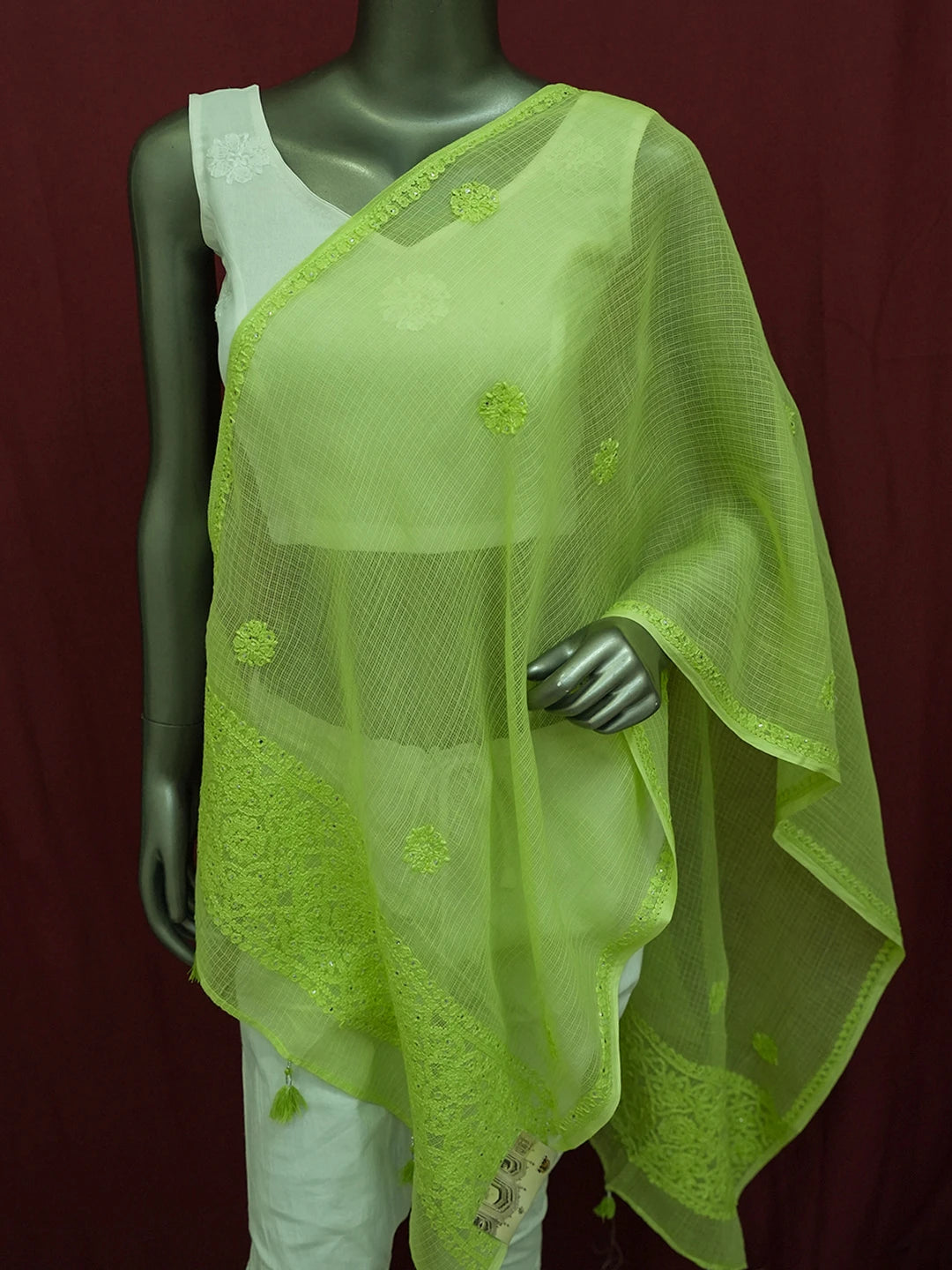 Ada Hand Embroidered Green Kota Lucknowi Chikankari Dupatta With Muqaish Work 01A641056