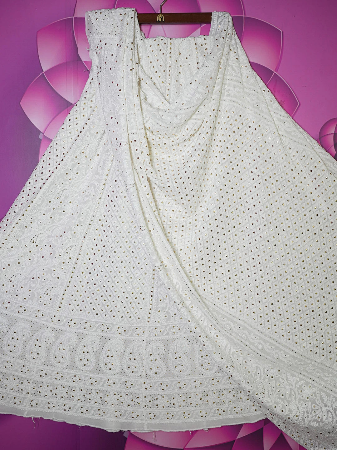 Ada Hand Embroidered White Pure Georgette Lucknowi Chikankari Lehenga Set With Muqaish Work 01A598322