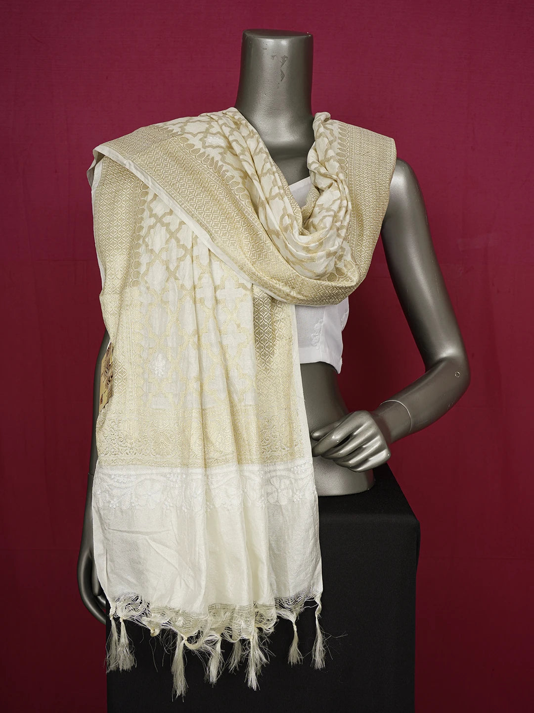 Ada Hand Embroidered White Cornsilk Chanderi Lucknowi Chikankari Dupatta 01A511184
