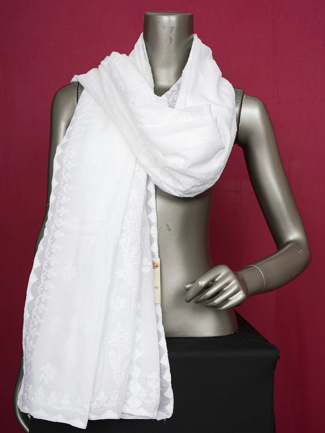 Ada Hand Embroidered White Cotton Lucknowi Chikankari Dupatta 01A627862