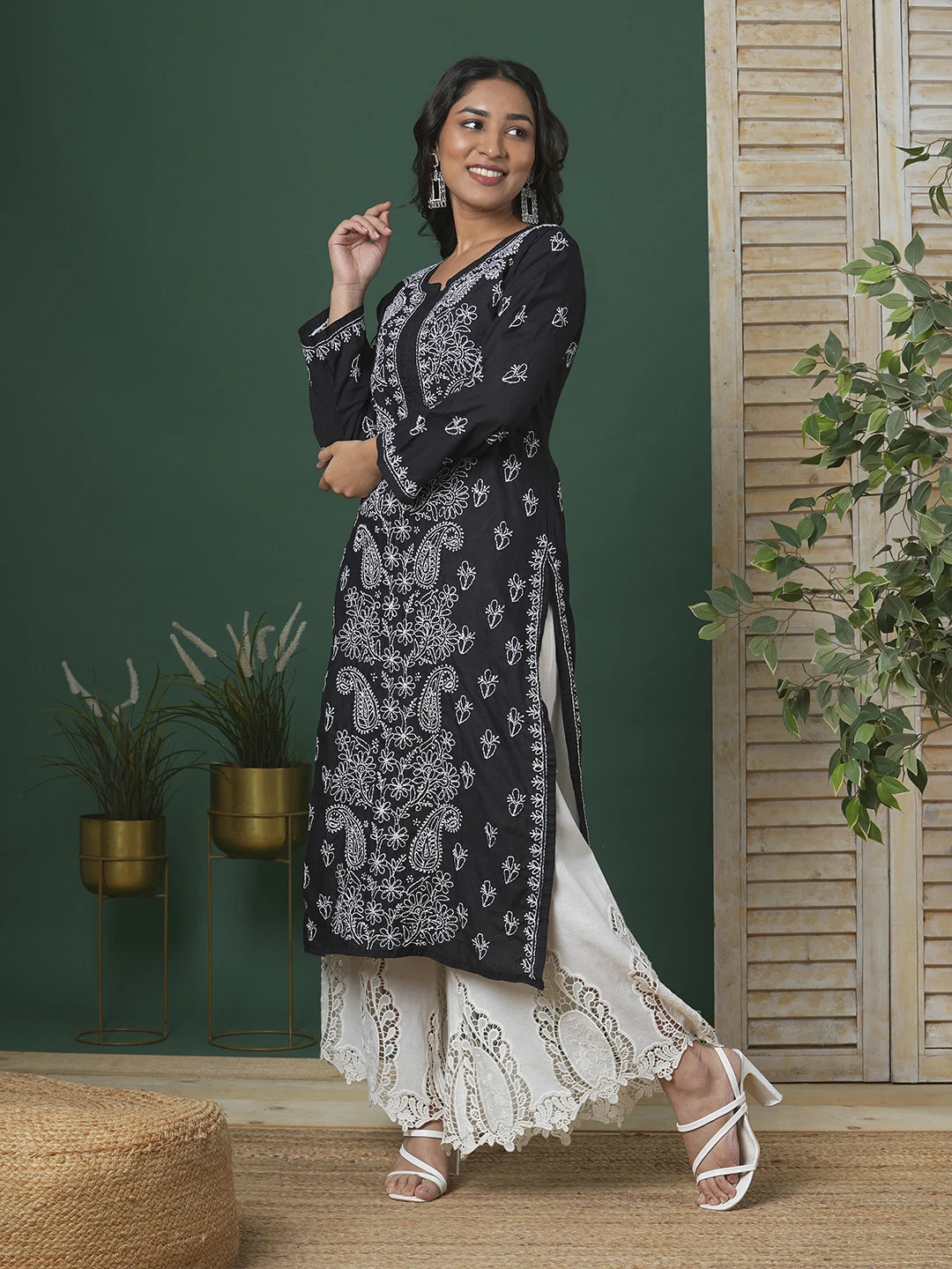 Ada Hand Embroidered Black Cotton Lucknowi Chikankari Straight Kurta A411679